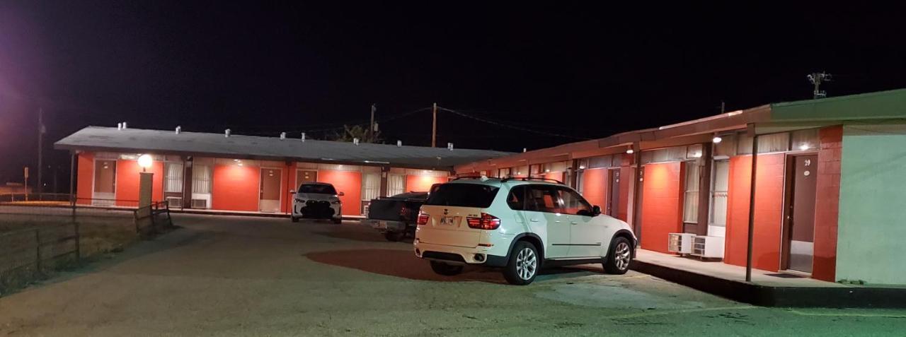 Holiday Host Motel & Rv Park Sonora Ngoại thất bức ảnh