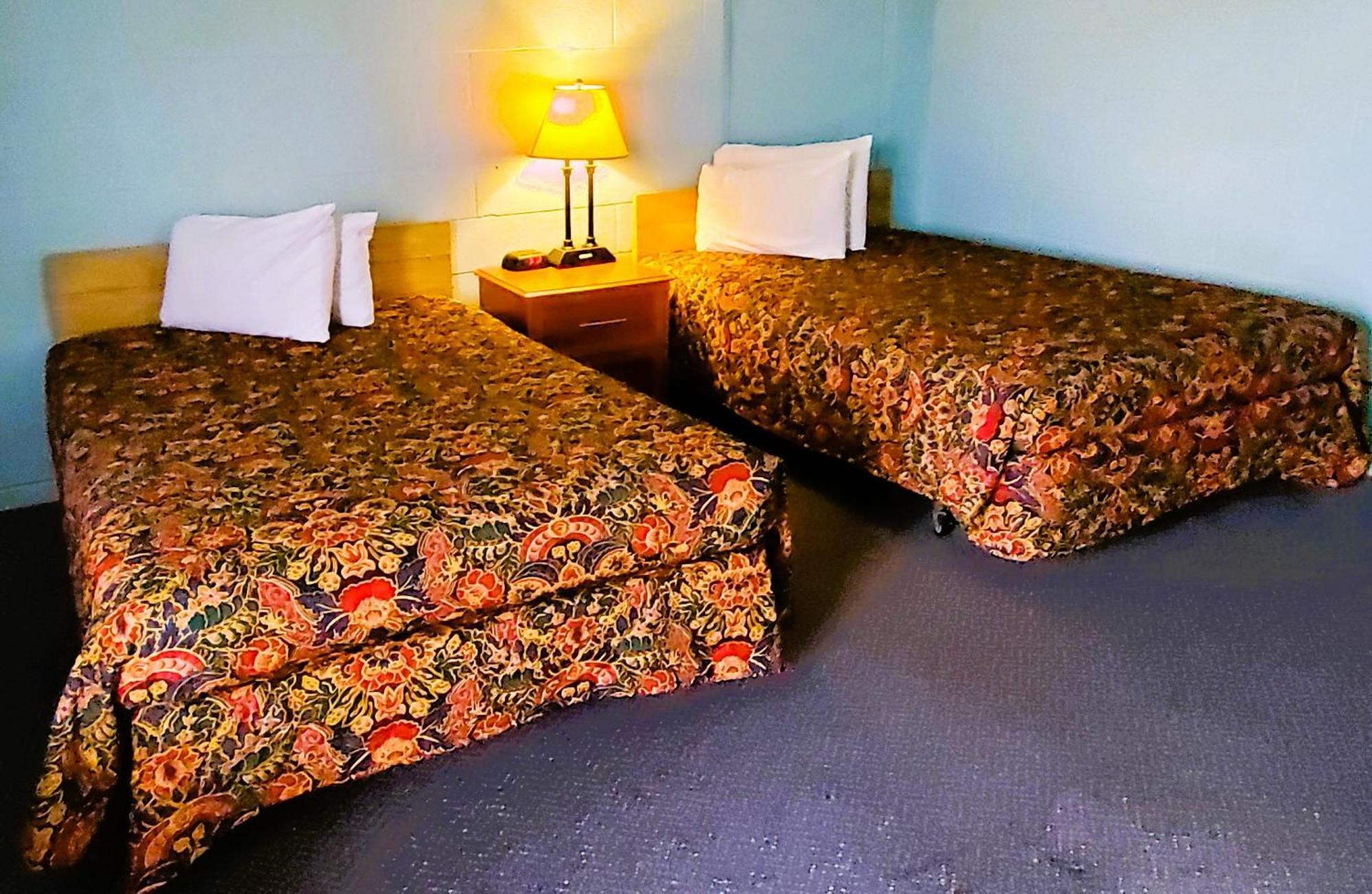 Holiday Host Motel & Rv Park Sonora Ngoại thất bức ảnh